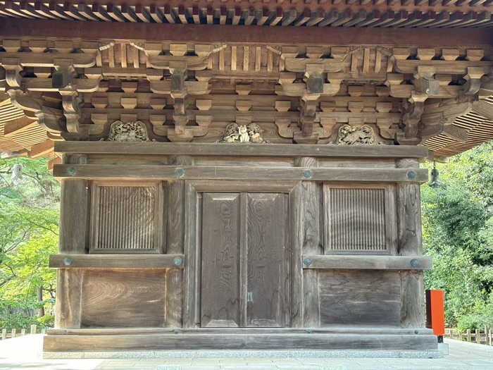 世田谷　大谿山 豪徳寺　三重塔