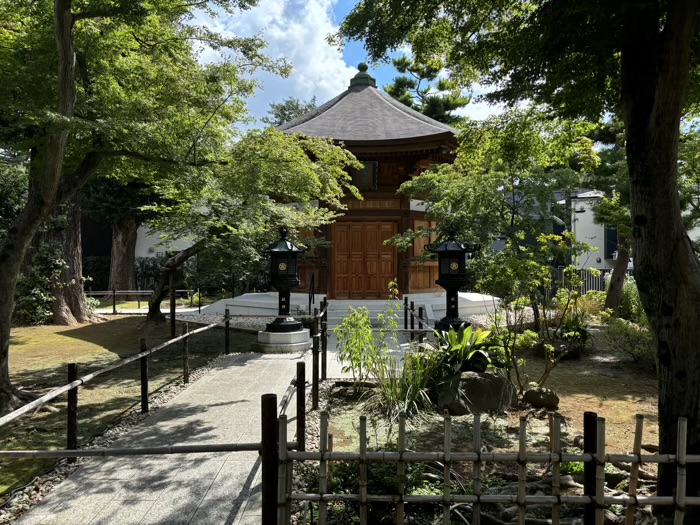 世田谷　大谿山 豪徳寺　地蔵堂