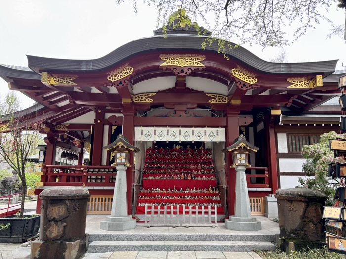 南千住 素盞雄神社 桃まつり 雛人形