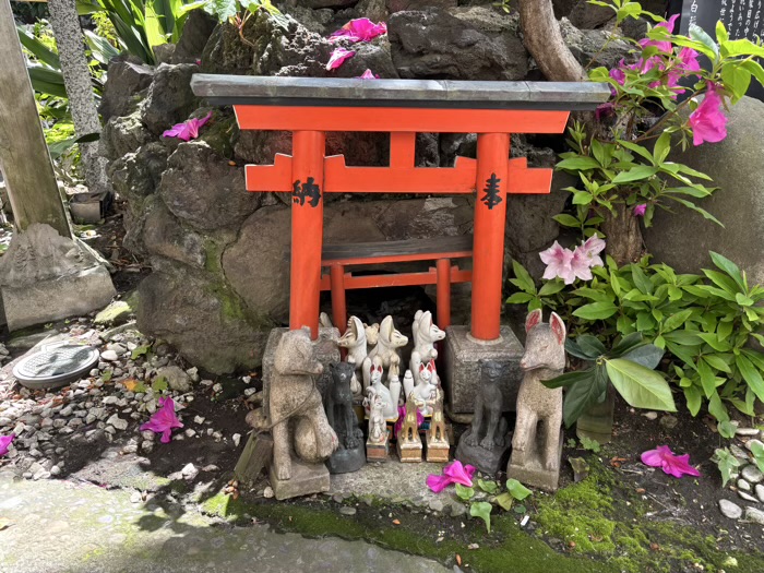 浜松町　讃岐小白稲荷神社