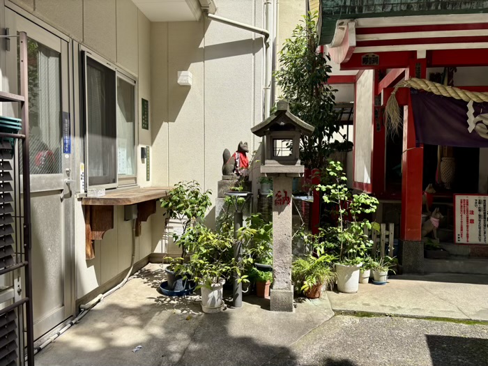 浜松町　讃岐小白稲荷神社
