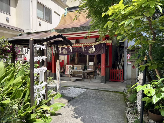 浜松町　讃岐小白稲荷神社