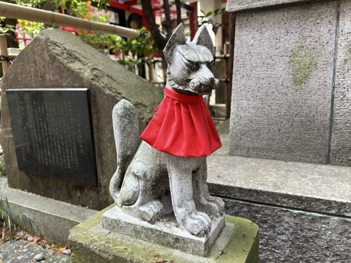 港区　三田春日神社　赤羽稲荷社