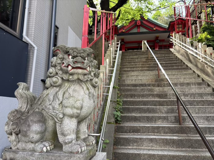 港区　三田春日神社