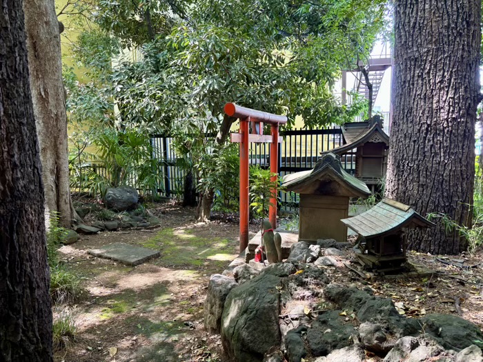 西早稲田 水稲荷神社 冨塚古墳