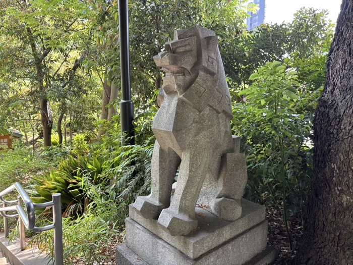 渋谷　東郷神社　神池