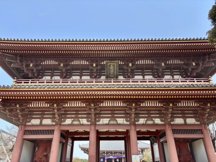 大田区　池上本門寺　仁王門（三解脱門）
