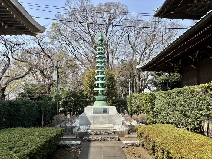 大田区　池上本門寺　奉安塔の相輪