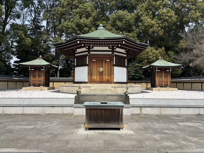 大田区　池上本門寺　御廟所