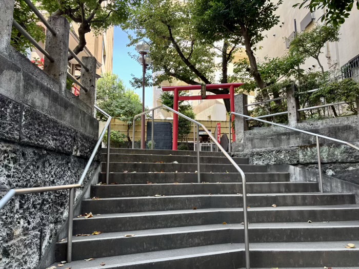 湯島 妻恋神社