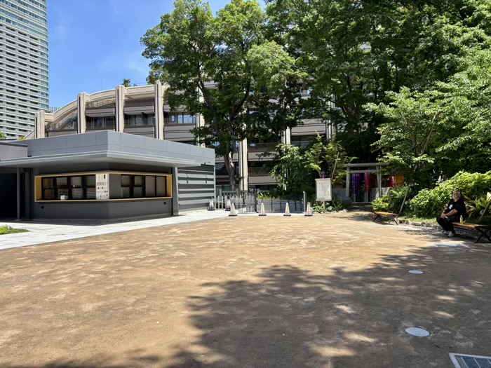 港区　西久保八幡神社