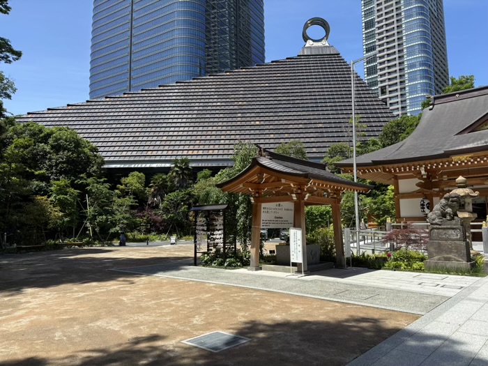 港区　西久保八幡神社