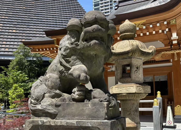 港区　西久保八幡神社