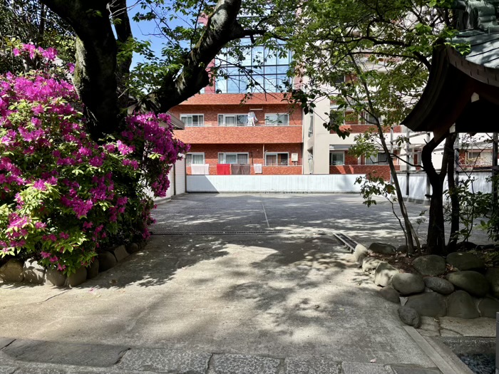 三田 御田八幡神社 駐車場