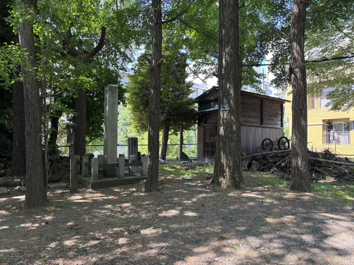 新宿　諏訪神社