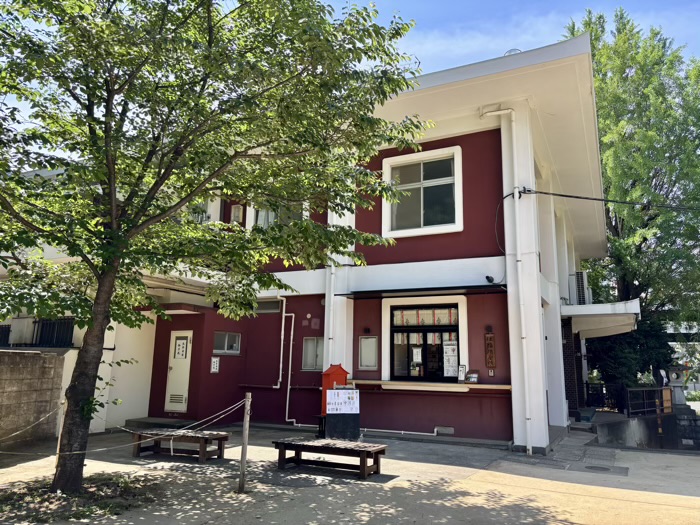 新宿　諏訪神社　社務所