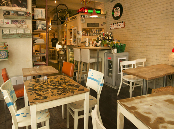 横浜 Lu's CAFE(ルーズカフェ)
