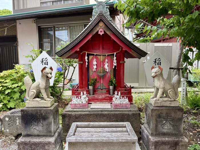横浜　浅間神社　稲荷社