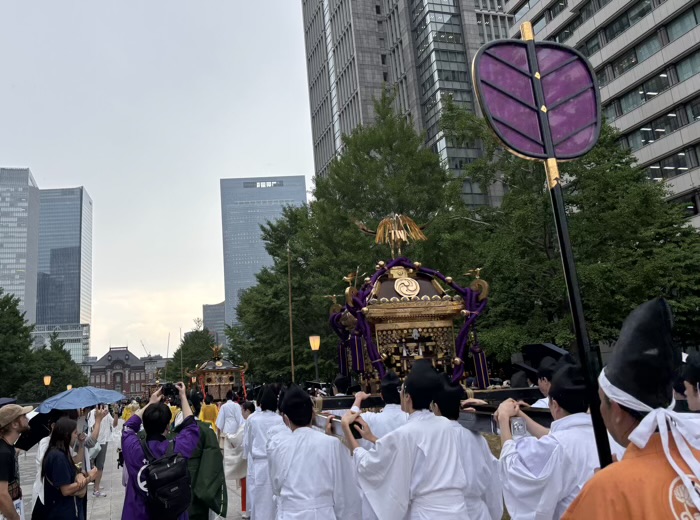 日枝神社　山王祭　神幸祭（神幸行列）　東京駅前