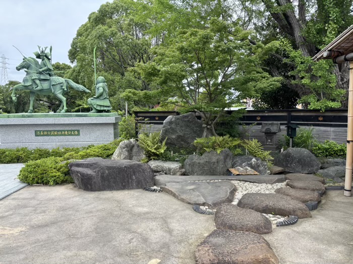 相州藤沢白旗神社　白旗弁財天