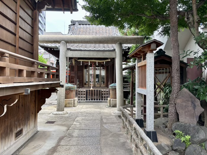 港区高輪　丸山神社