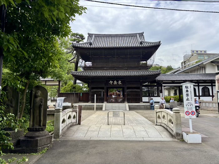港区高輪　萬松山 泉岳寺　山門