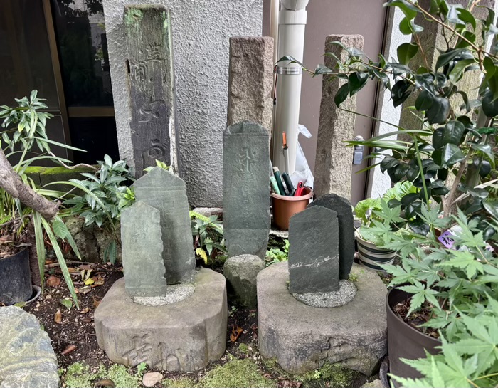 三田　亀塚稲荷神社