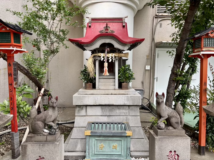 港区　芝浦妙法稲荷神社