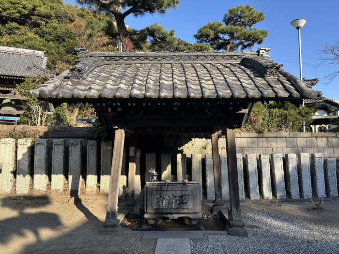 藤沢 寂光山 龍口寺 手水舎