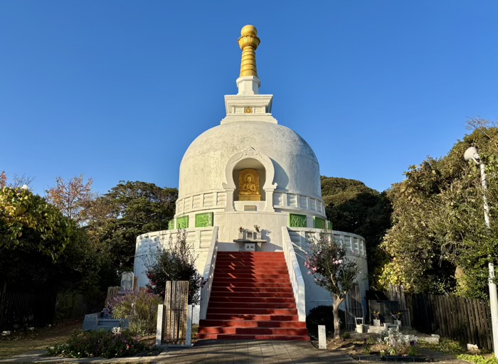 藤沢 寂光山 龍口寺 仏舎利塔
