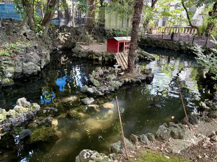 世田谷八幡宮 厳島神社
