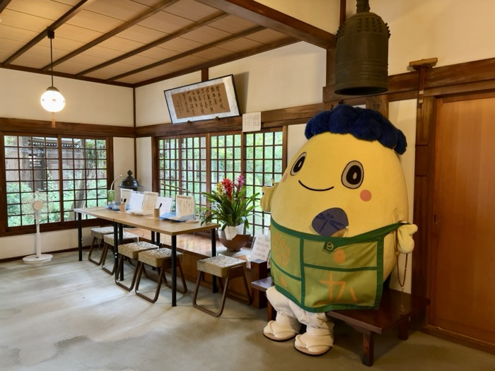九品仏浄真寺　本堂　写経スペース