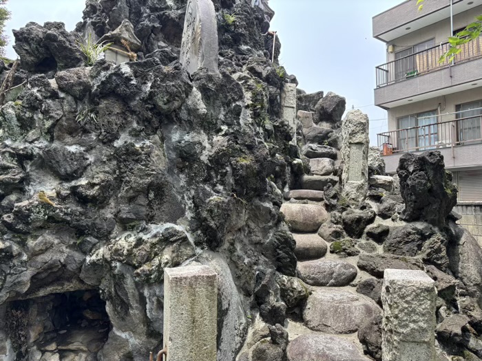 足立区　千住神社　富士塚お山開き