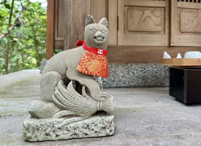 秦野　白笹稲荷神社　祖霊社