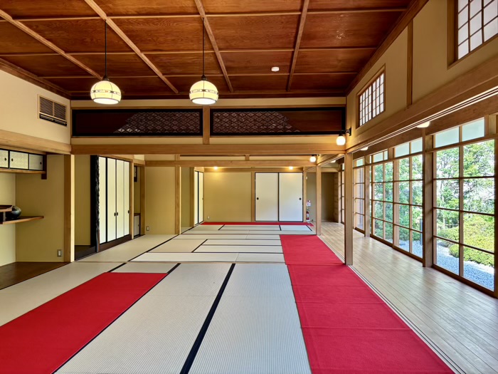 文京区　根津神社　舞姫の家