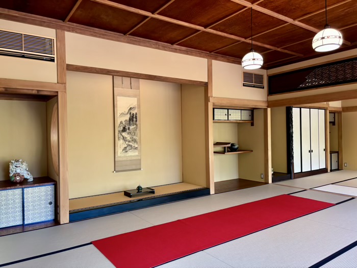 文京区　根津神社　舞姫の家