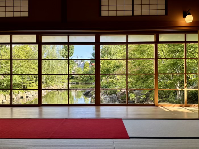 文京区　根津神社　舞姫の家