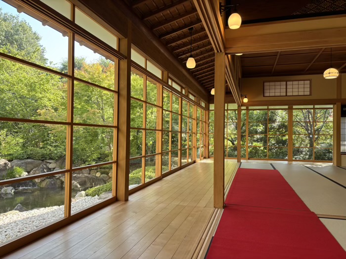 文京区　根津神社　舞姫の家