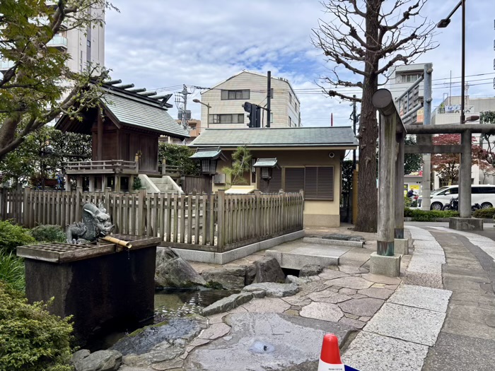新宿 抜弁天 厳島神社