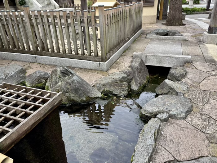 新宿 抜弁天 厳島神社