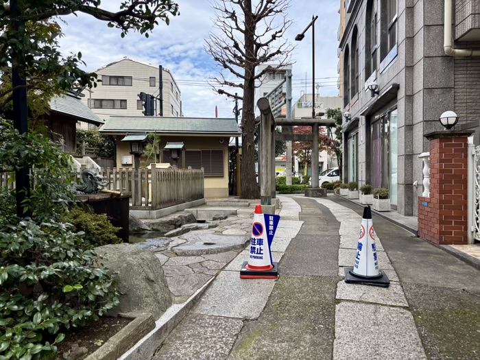 新宿 抜弁天 厳島神社