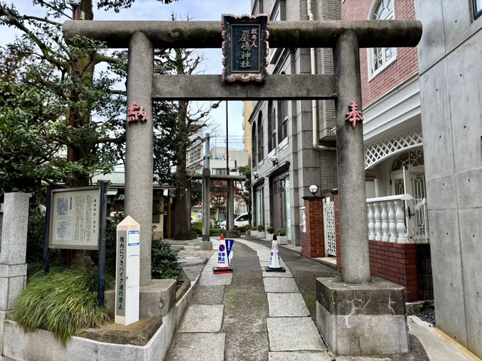新宿 抜弁天 厳島神社