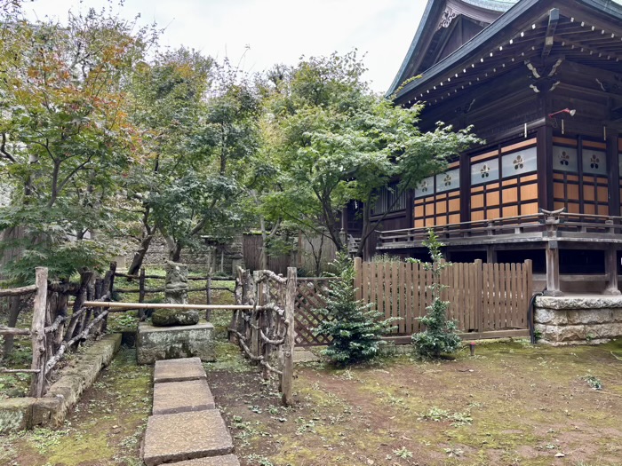 新宿 西向天神社