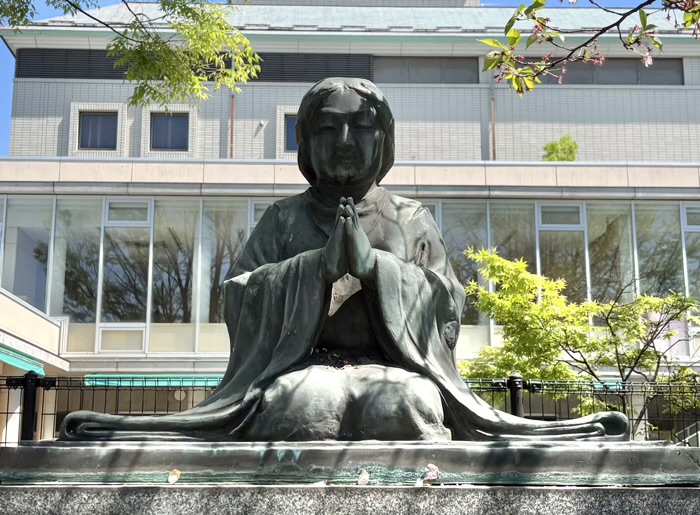江東区　道本山 東海院 霊巌寺　勢至丸さま