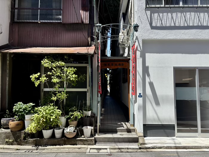 中央区 佃天台地蔵尊 入り口