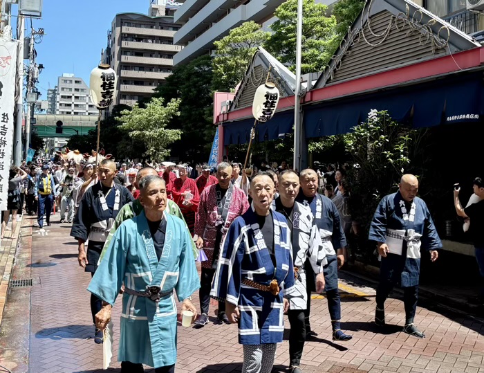 佃　住吉神社　例大祭　獅子頭巡幸
