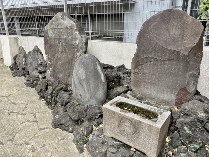 中央区 鉄砲洲稲荷神社 富士塚