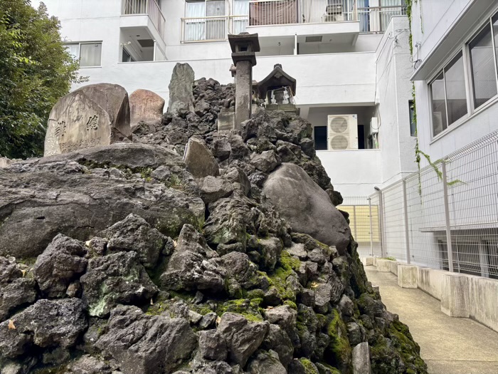 中央区 鉄砲洲稲荷神社 富士塚