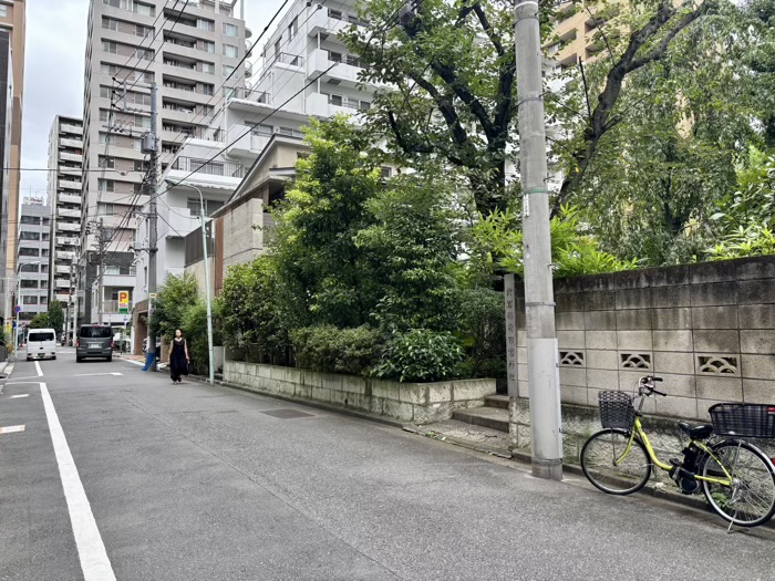新川　於岩稲荷田宮神社