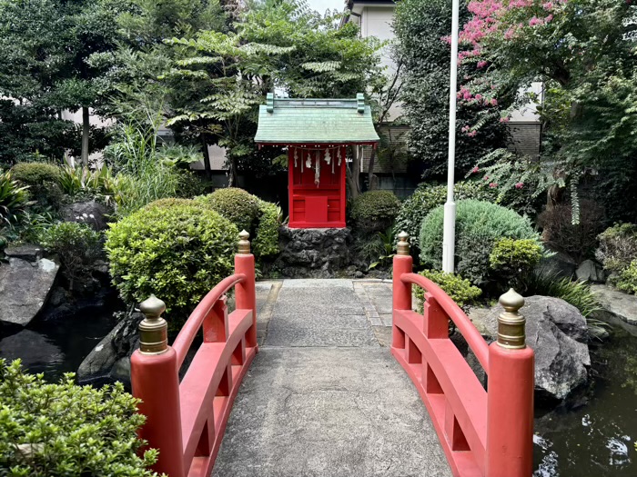 世田谷　松原菅原神社　弁天池と厳島神社